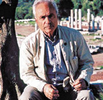 themelis_petros.jpg